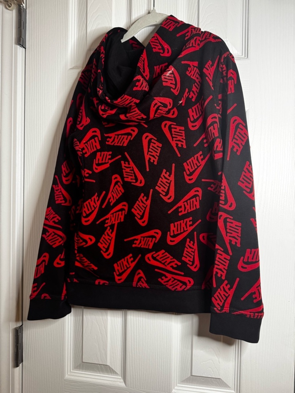 EUC Boys Nike Black Hoodie with Red Swoosh Logo Print Size Medium - Picture 5 of 6